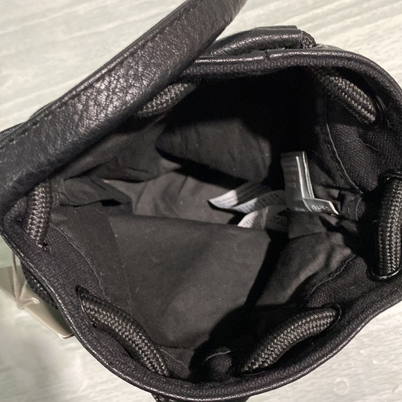 Bench mini bucket bag - Picture 2 of 3